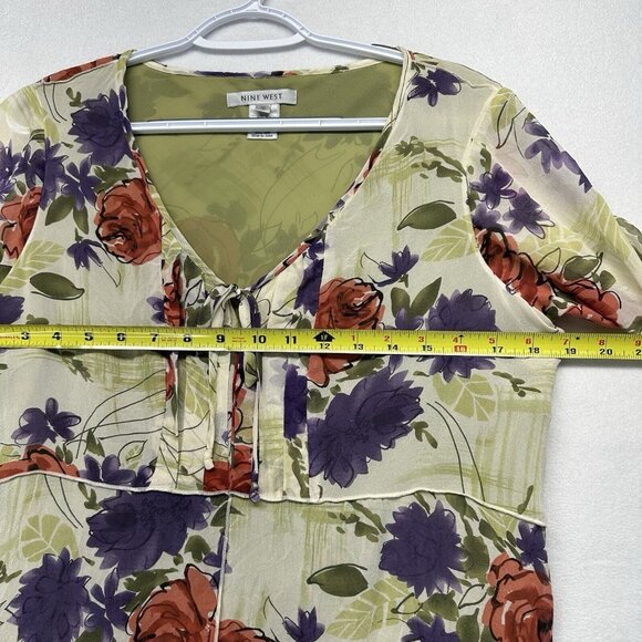 Nine West Silk Y2K Floral V-Neck Flowy Blouse Top Size 10 Green Cream Fairycore - Picture 11 of 13